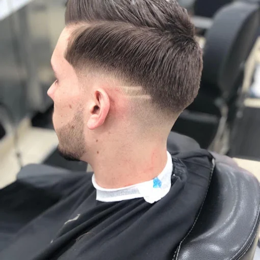 Fade dégradé homme, ligne nette